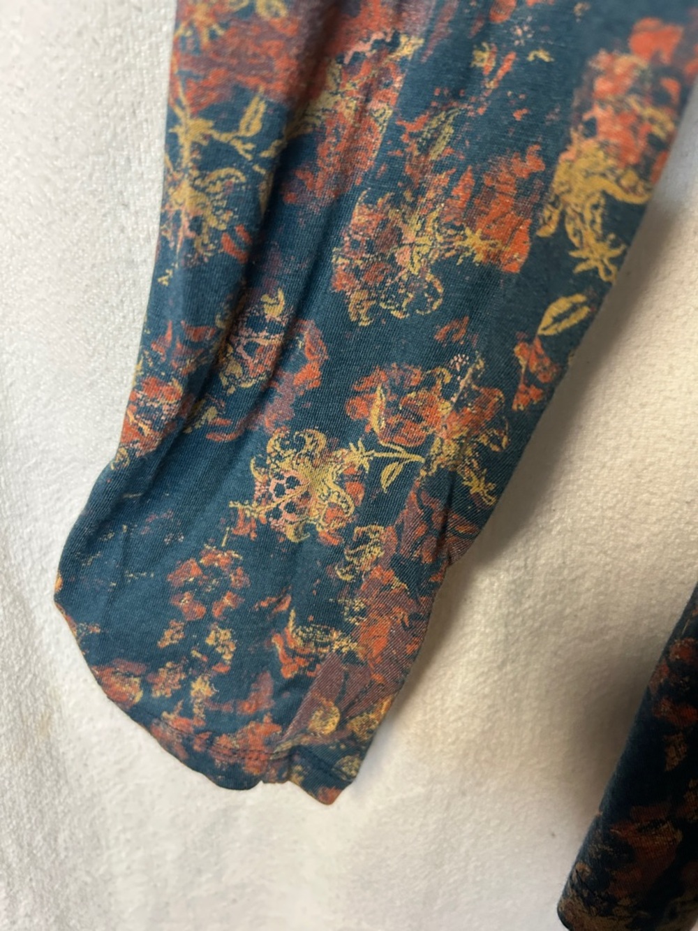 Peruvian Connection Women’s Teal Floral Long-Sleeve Swing Top Size L - Picture 4 of 12